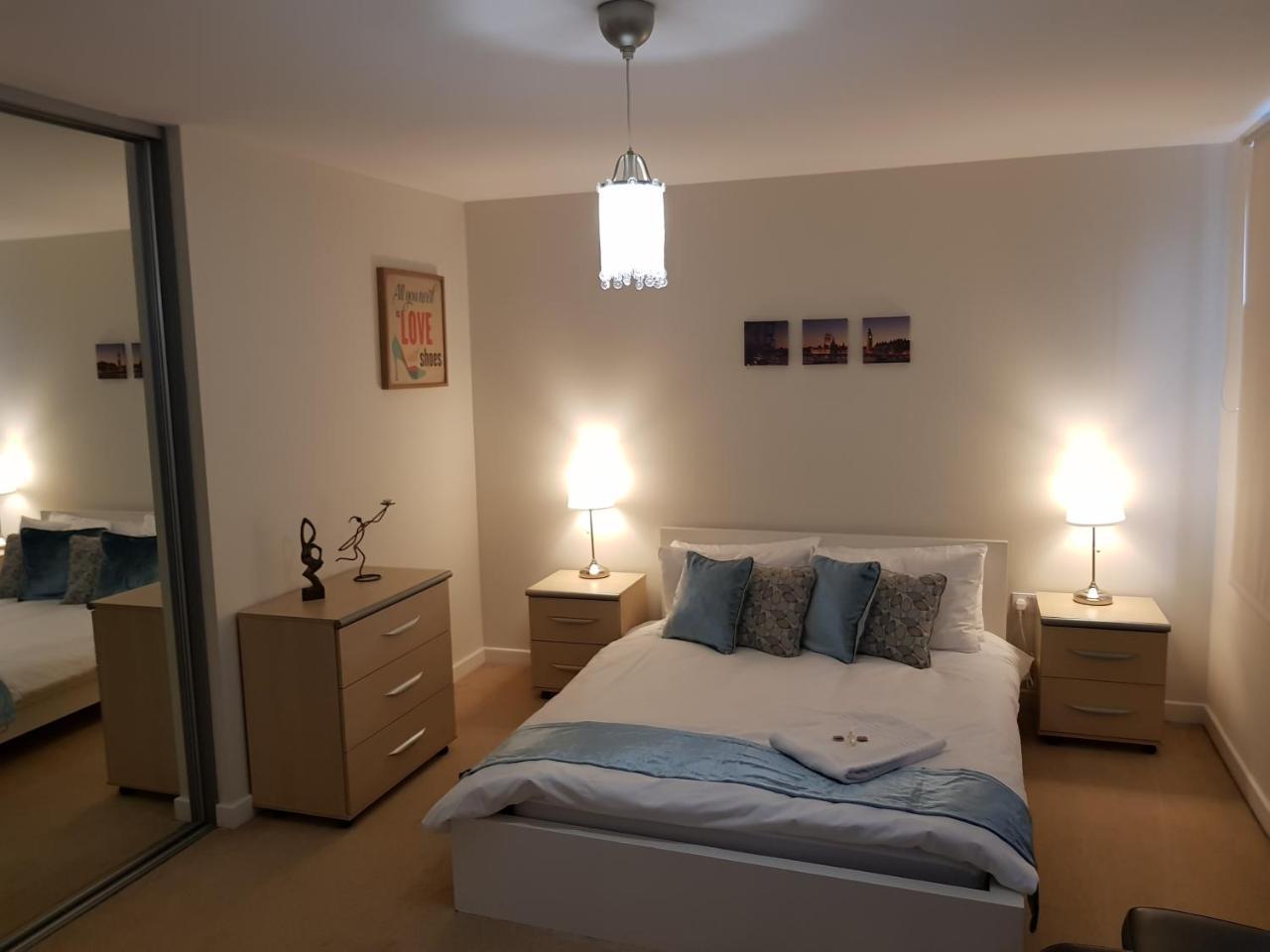 Royal Crossharbour Apartment Londyn Zewnętrze zdjęcie