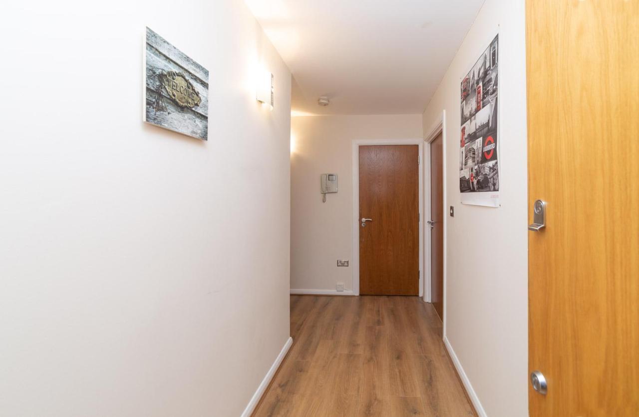 Royal Crossharbour Apartment Londyn Zewnętrze zdjęcie