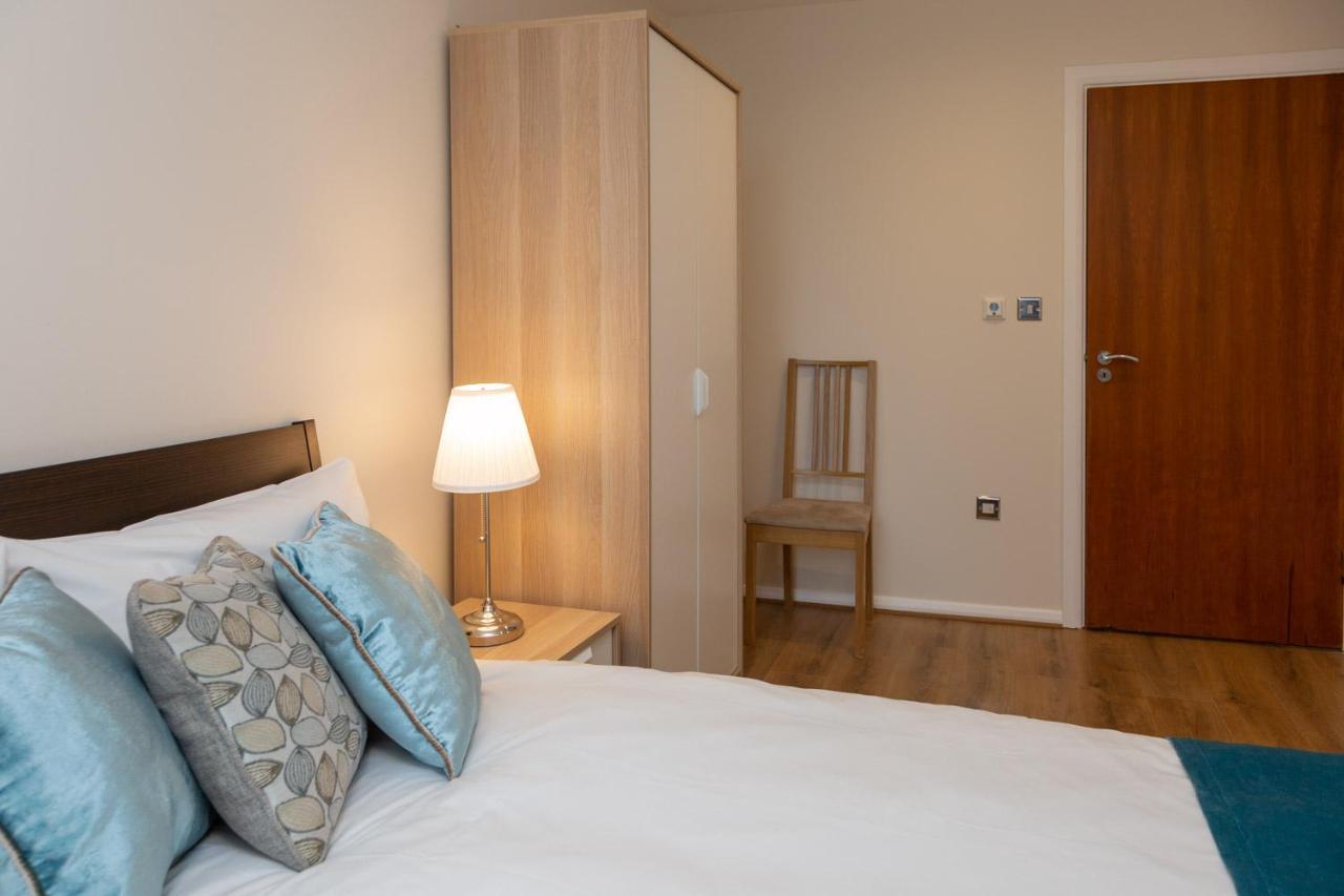 Royal Crossharbour Apartment Londyn Zewnętrze zdjęcie
