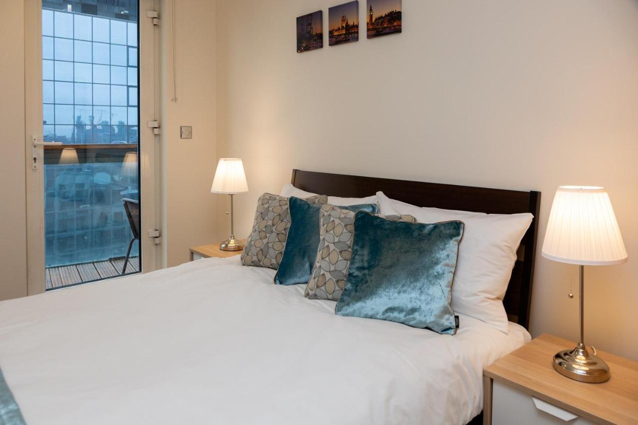 Royal Crossharbour Apartment Londyn Zewnętrze zdjęcie